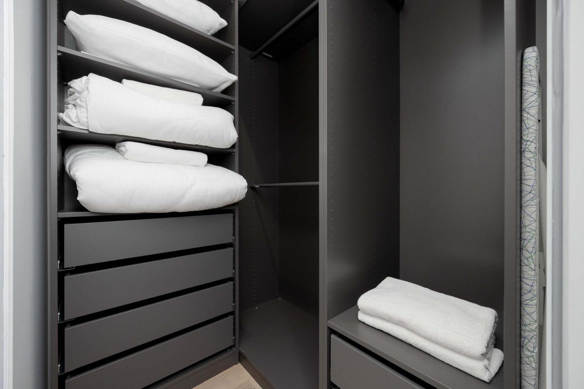 Apartment Sarmacka Wilanow With Parking, Sauna & Gym By Noclegi Renters Varsavia Esterno foto